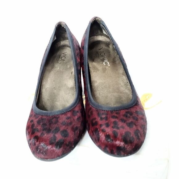 Vionic Calf Hair Mabrey Wine Leopard Print Heels - Picture 7 of 11